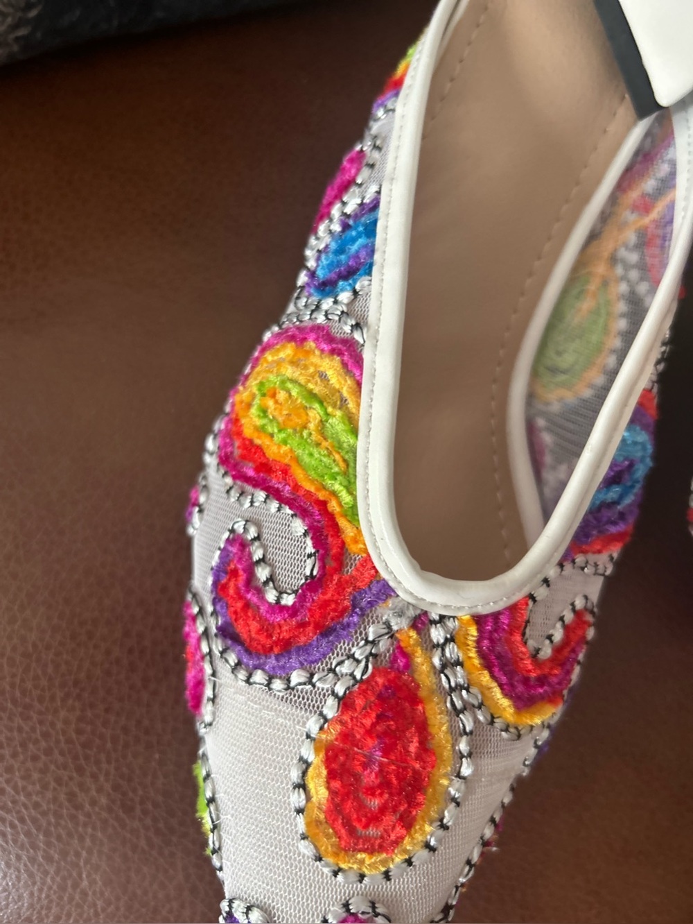 Colourful mesh mules - Picture 3 of 9